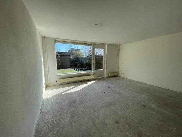 Woning te huur in Velserbroek, Noord Holland