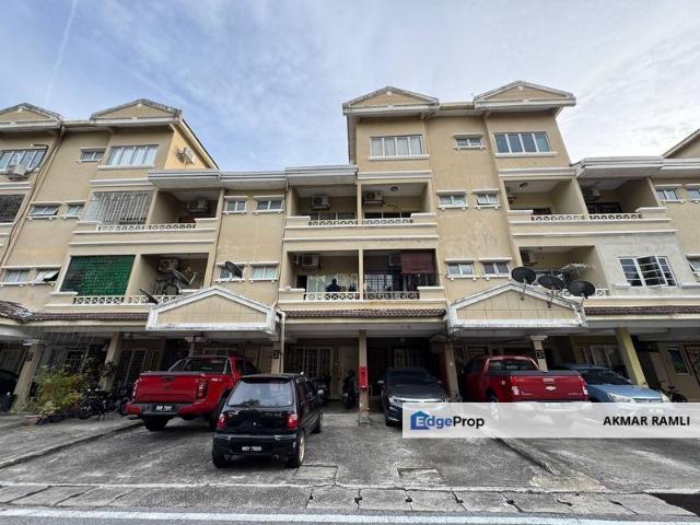 House for sale in Petaling, Alam Impian