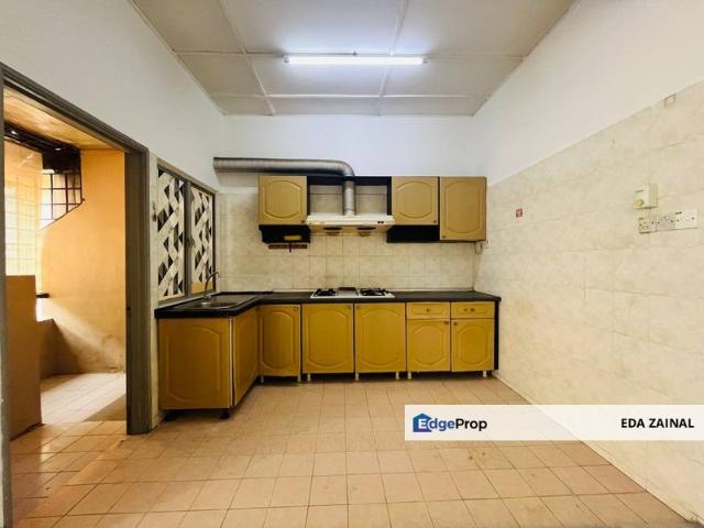 Condominium for sale in Petaling, Alam Impian