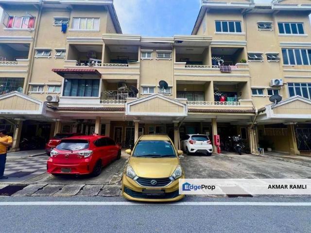 Condominium for sale in Petaling, Alam Impian