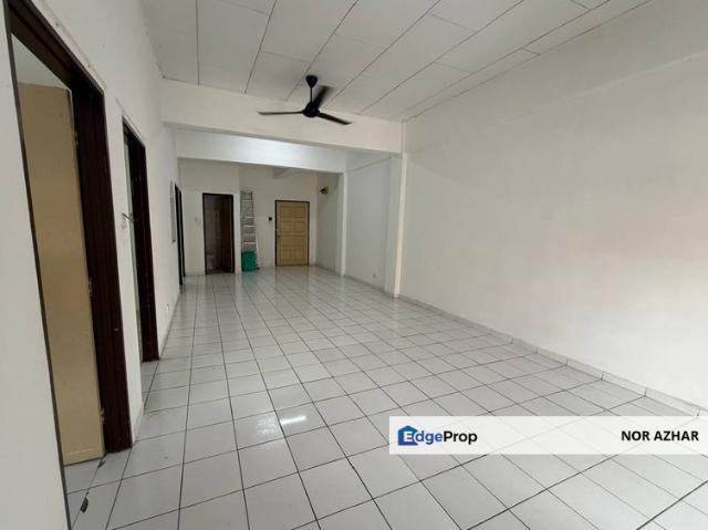 Condominium for sale in Petaling, Country Heights Damansara