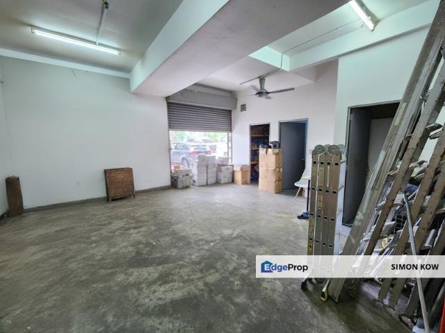 Shop for rent in Petaling, Subang Jaya