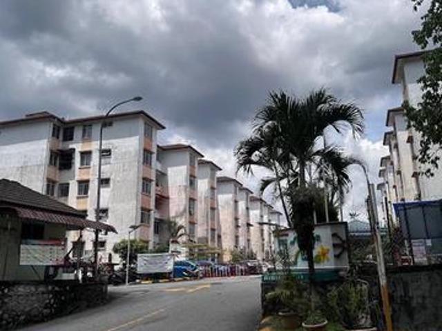 Apartment for sale in Langat, Selangor