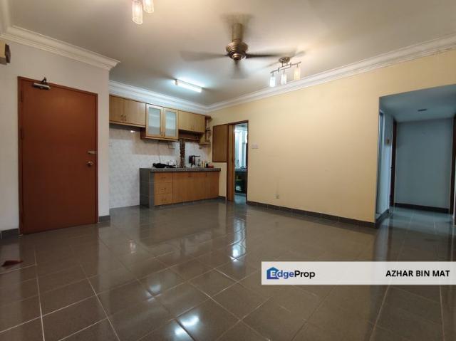 Flat for sale in Petaling, Damansara Damai