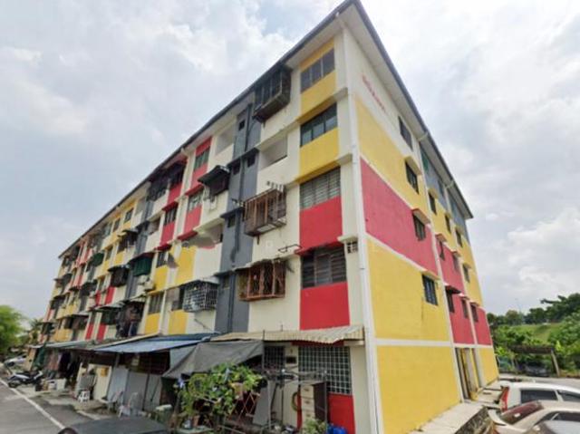 Flat for sale in Kajang, Langat
