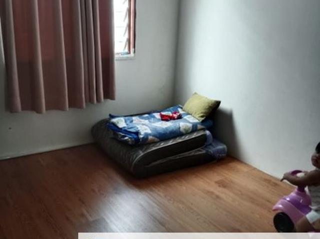 Flat for sale in Alam Impian, Selangor