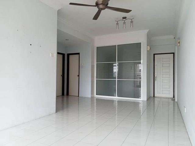Condominium for sale in Langat, Selangor