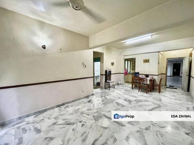 Condominium for sale in Petaling, Alam Impian