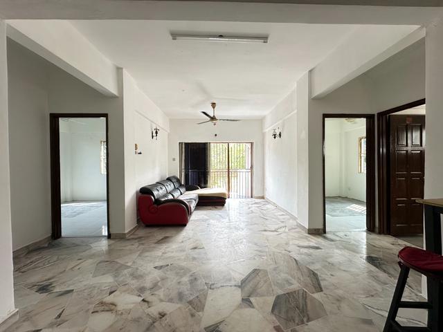 Condominium for sale in Petaling, Alam Impian