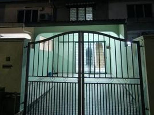 Terraced House for rent in Country Heights Damansara, Kuala Lumpur