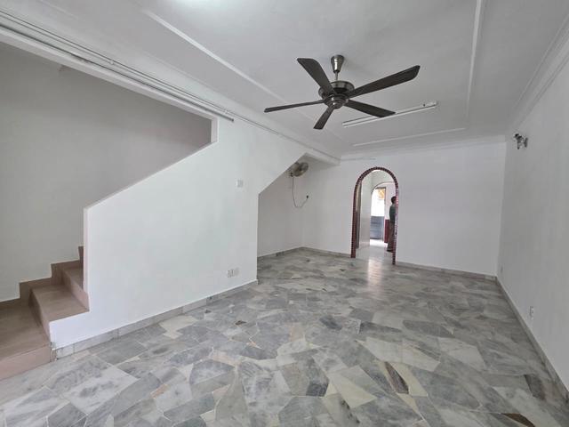 Terraced House for rent in Country Heights Damansara, Kuala Lumpur