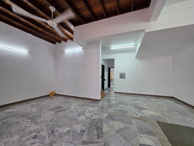 Terraced House for rent in Country Heights Damansara, Kuala Lumpur