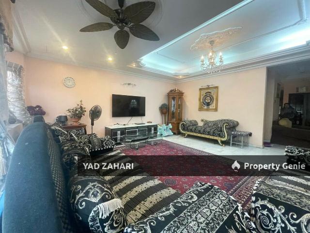 Residential House for sale in Country Heights Damansara, Kuala Lumpur