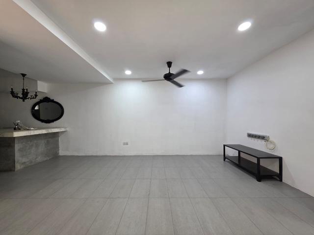 Terraced House for rent in Country Heights Damansara, Kuala Lumpur