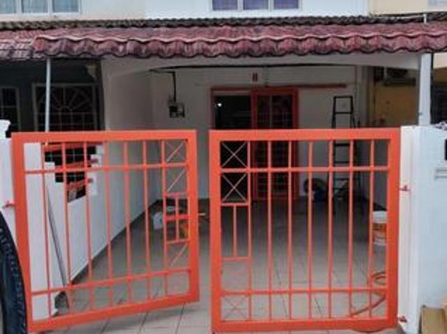 Terraced House for rent in Country Heights Damansara, Kuala Lumpur