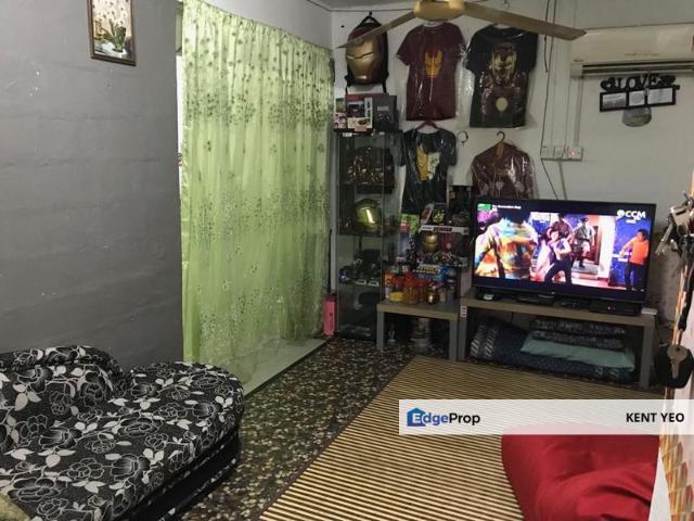 Flat for sale in Bukit Jalil