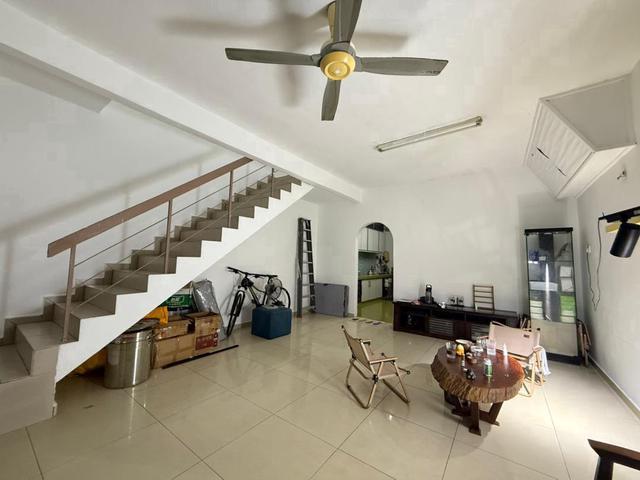 Terraced House for sale in Country Heights Damansara, Kuala Lumpur
