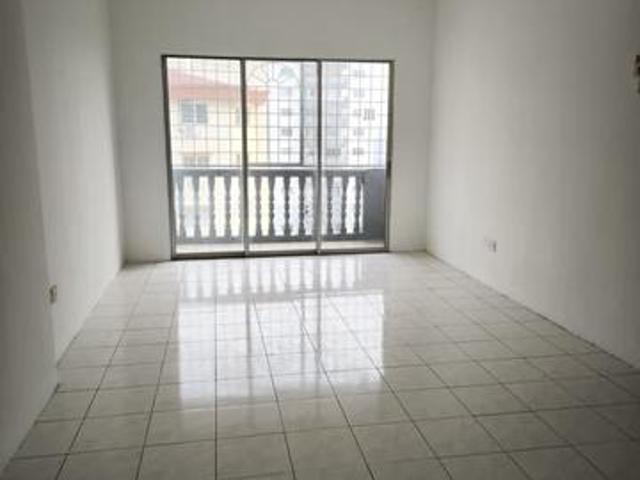 Apartment for sale in Kajang, Langat