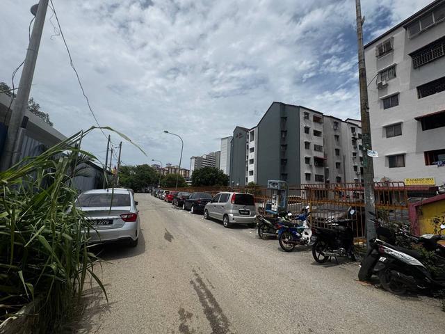Apartment for sale in Kajang, Langat