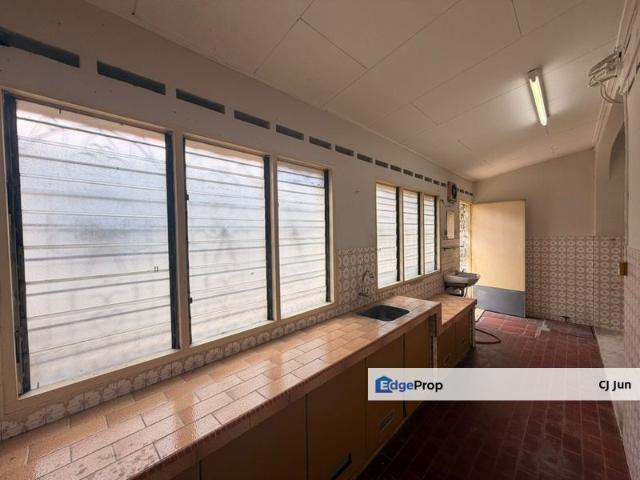House for sale in Country Heights Damansara, Kuala Lumpur