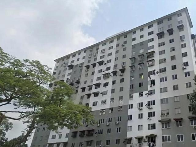 Flat for sale in Petaling, Damansara Damai