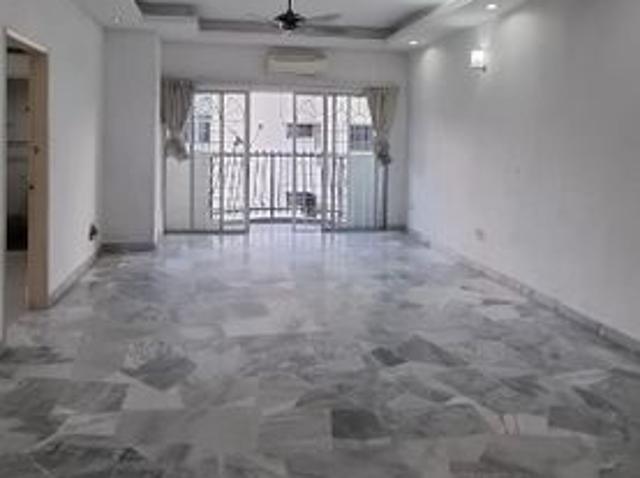 Condominium for sale in Petaling, Subang Jaya