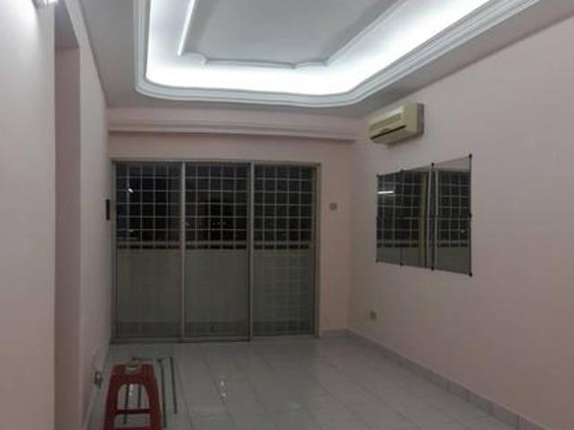 Apartment for sale in Petaling, Subang Jaya