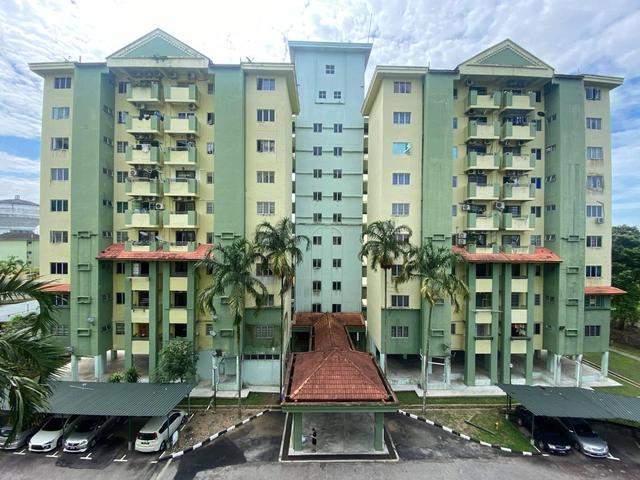 Apartment for sale in Tampoi, Johor Bahru