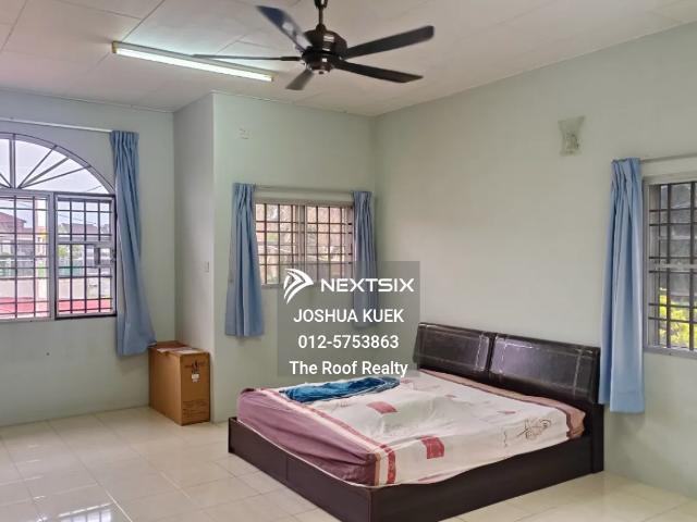 Residential House for sale in Barat Daya, George Town
