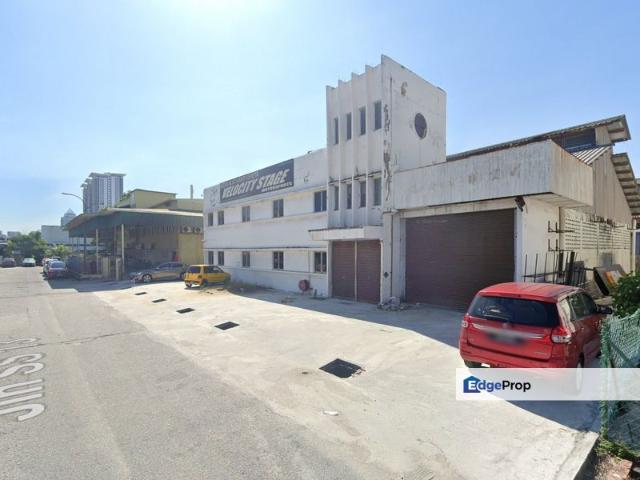 Warehouse for rent in Majlis Bandaraya Subang Jaya, Petaling