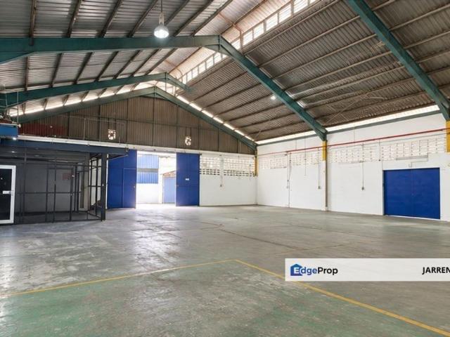 Warehouse for rent in Majlis Bandaraya Subang Jaya, Petaling