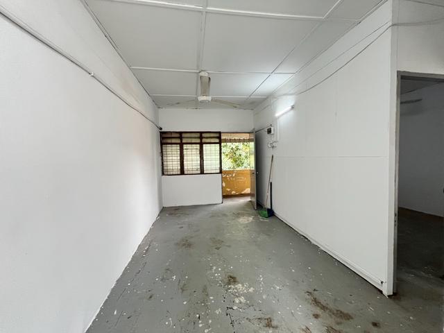 Flat for sale in Petaling, Subang Jaya