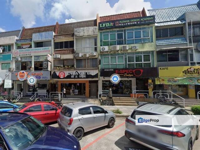 Shop for rent in Petaling, Subang Jaya