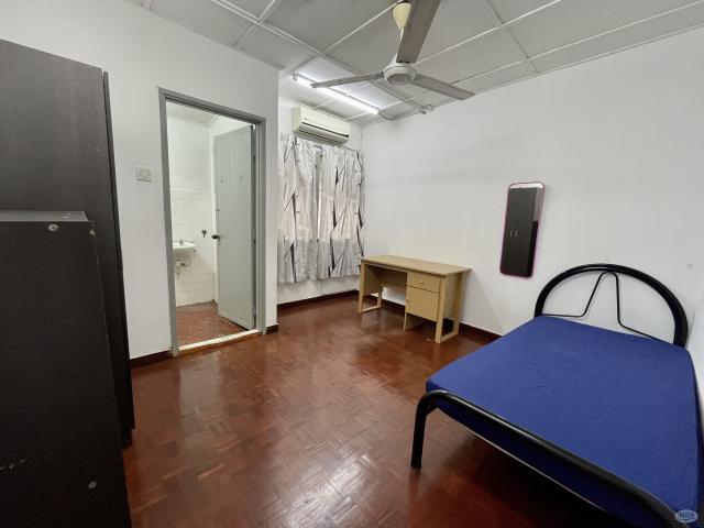 Room for rent in Petaling, Subang Jaya