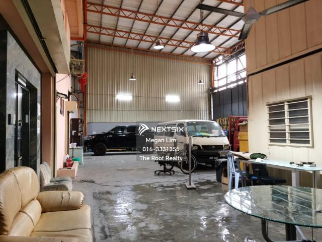 Shop for rent in Petaling, Subang Jaya