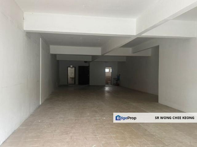 Shop for rent in Petaling, Subang Jaya