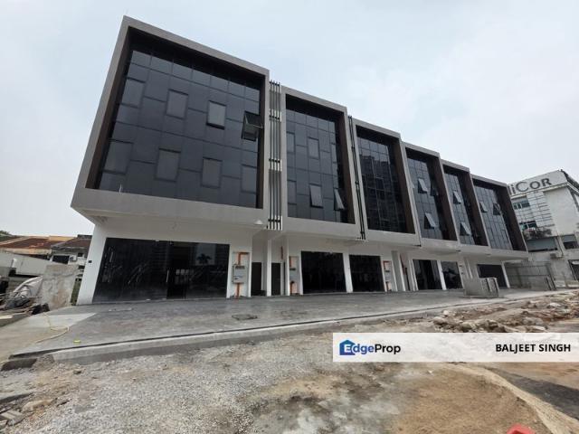 Shop for sale in SS 17, Majlis Bandaraya Subang Jaya