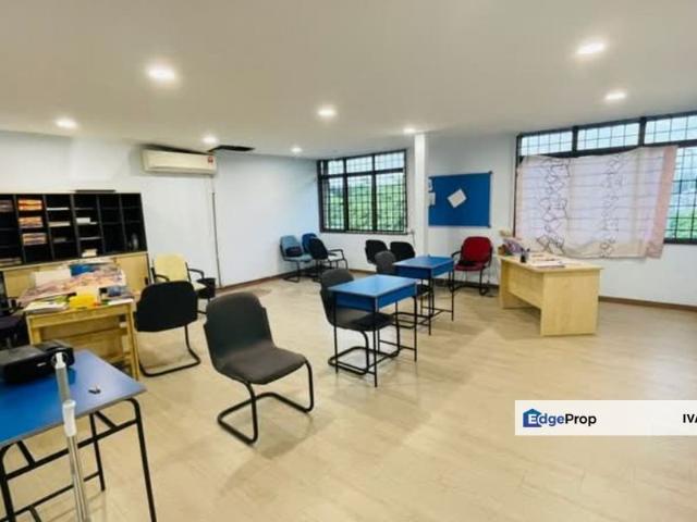 Shop for rent in Petaling, Subang Jaya