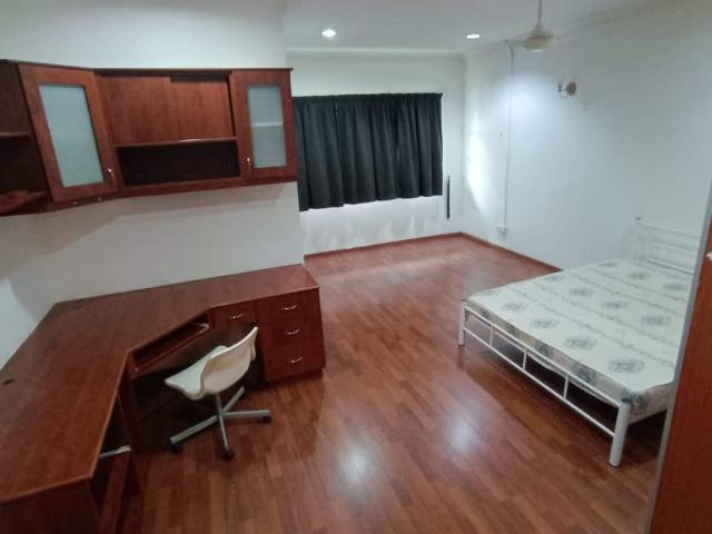 Room for rent in Petaling, Damansara Damai