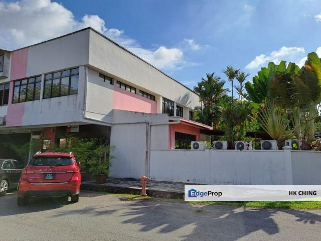 Shop for sale in Petaling, Damansara Damai