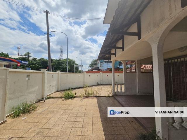 House for sale in Petaling, Damansara Damai
