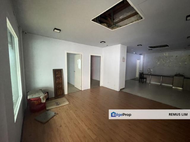 Shop for rent in Petaling, Damansara Damai