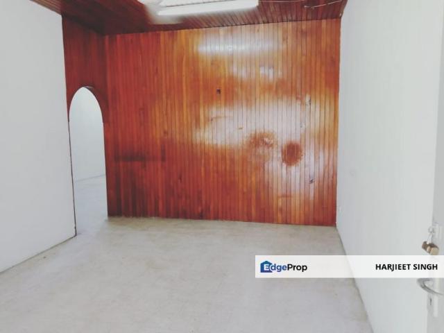 House for sale in Petaling, Damansara Damai