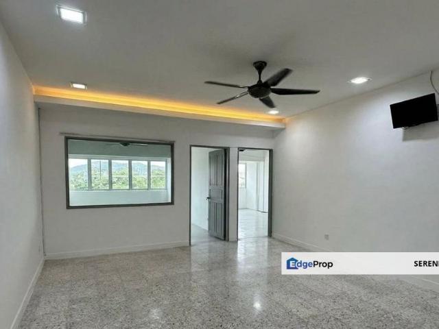Shop for rent in Petaling Jaya, Petaling