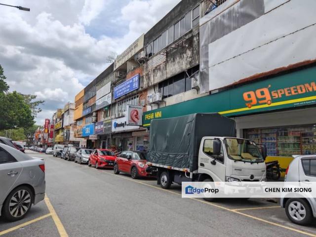 Shop for sale in Petaling, Damansara Damai