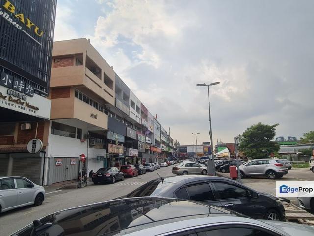 Shop for sale in Petaling, Damansara Damai