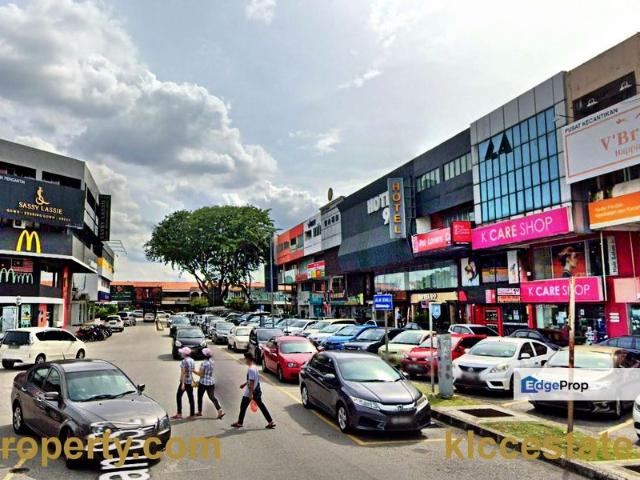 Shop for rent in Petaling, Damansara Damai