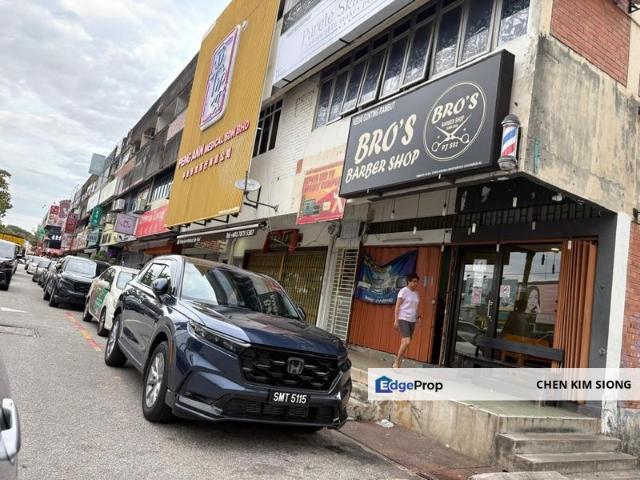 Shop for rent in Petaling, Damansara Damai