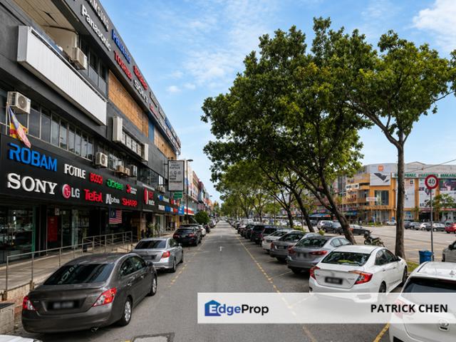 Shop for rent in Petaling, Damansara Damai