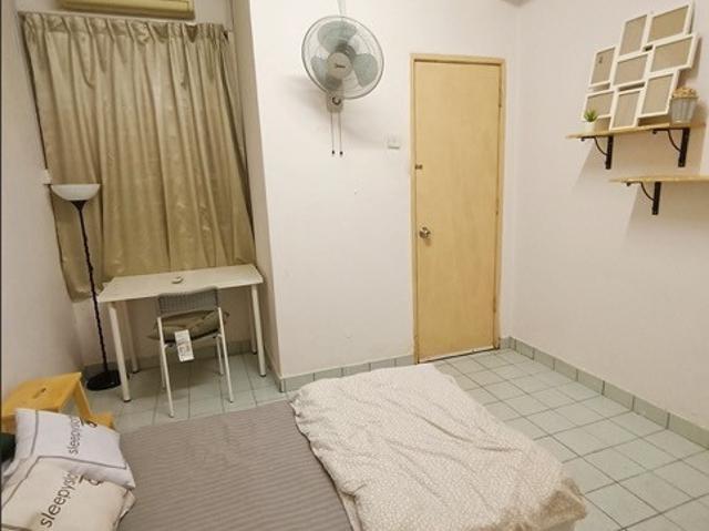 Room for rent in Petaling, Damansara Damai
